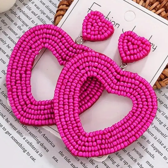 Fashion Jewelry Jewelry - Beaded Heart Dangle Boho Chic Earrings Rose Red NWT BOUTIQUE